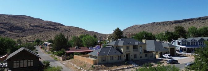 Exterior, Drone