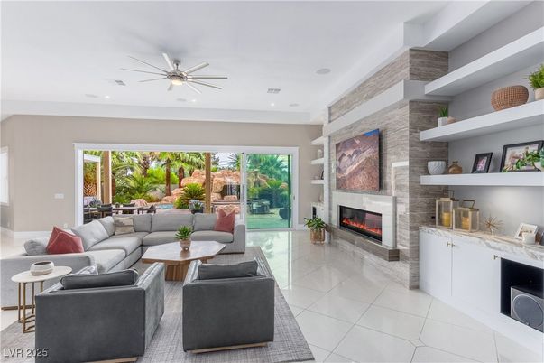 Fireplace, Interior, Living room, Recessed Lighting