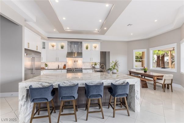 Dining room, Interior, Kitchen, Recessed Lighting, Stainless Steel Appliances