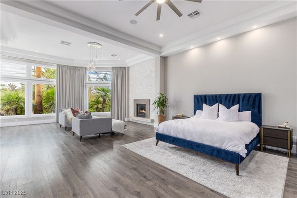 Bedroom, Fireplace, Interior, Pendant Lights, Recessed Lighting, Wood Texture Flooring