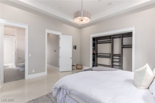 Bedroom, Interior, Pendant Lights