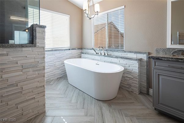 Bathroom, Free Standing Baths, Interior, Pendant Lights, Wood Texture Flooring