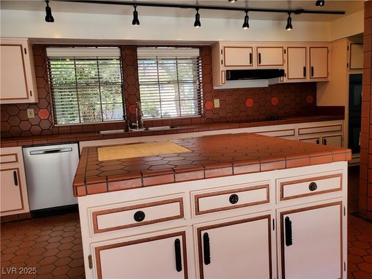Interior, Kitchen, Tile Countertops
