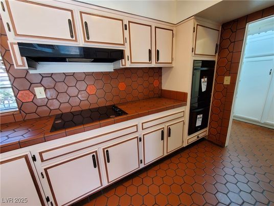 Interior, Kitchen, Tile Countertops