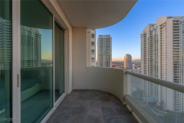 Exterior, Other, Skyline