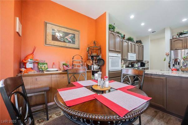 Dining room, Interior, Kitchen, Recessed Lighting, Wood Texture Flooring