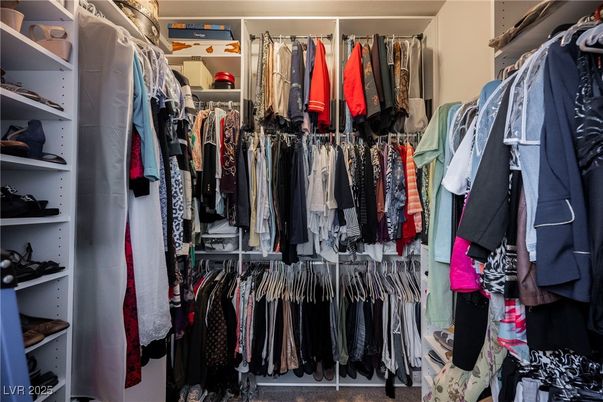 Interior, Walk-in Closets