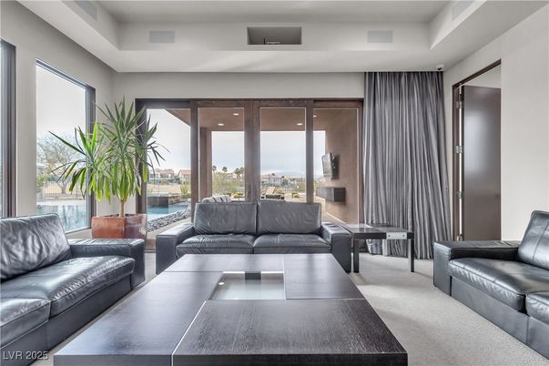 Interior, Living room, Water