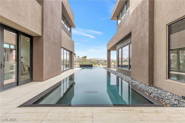 Exterior, Pool, Water