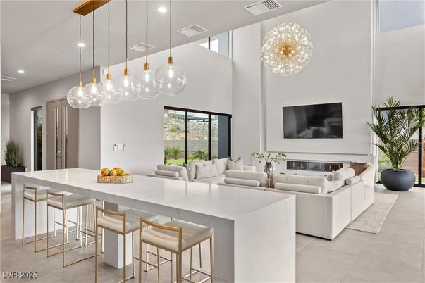 Interior, Living room, Pendant Lights, Recessed Lighting