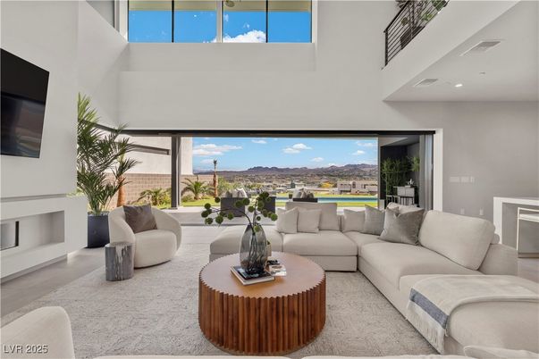 Fireplace, Interior, Living room, Recessed Lighting