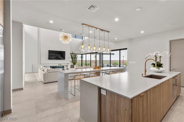 Chandelier, Interior, Kitchen, Living room, Pendant Lights, Recessed Lighting