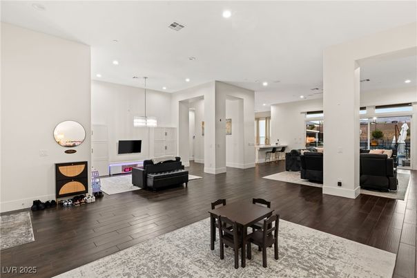 Dining room, Interior, Living room, Pendant Lights, Recessed Lighting, Wood Texture Flooring