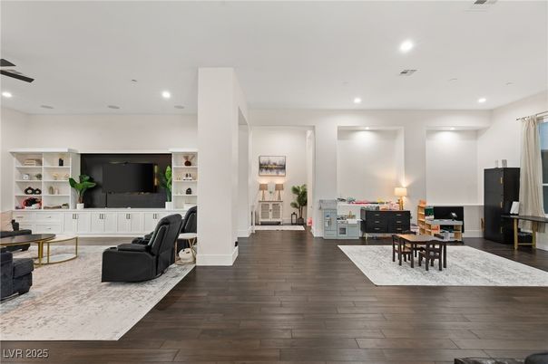 Dining room, Interior, Living room, Recessed Lighting, Wood Texture Flooring