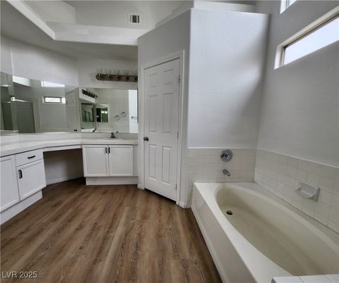 Bathroom, Interior, Wood Texture Flooring