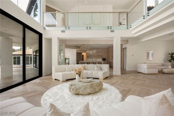 Interior, Kitchen, Living room, Pendant Lights, Recessed Lighting, Wood Texture Flooring