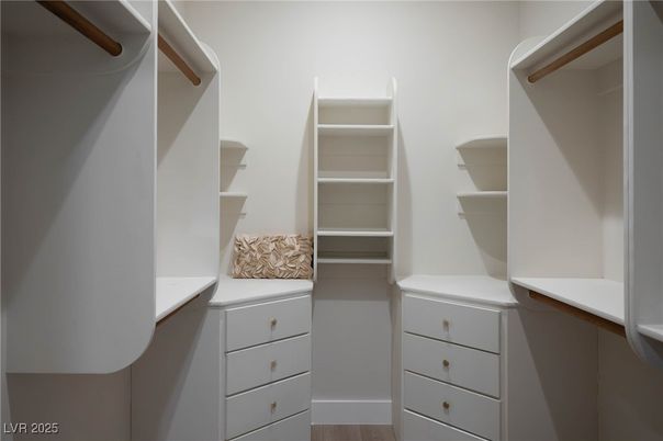 Interior, Walk-in Closets
