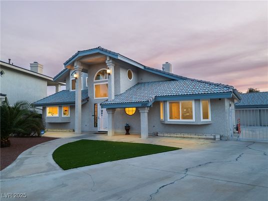 Backyard, Exterior, Facade, Mediterranean