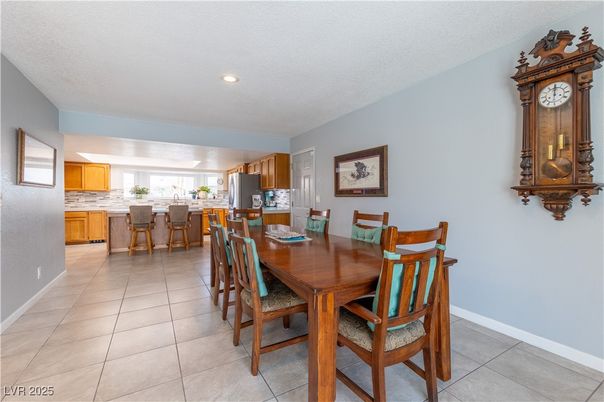Dining room, Interior, Kitchen, Recessed Lighting