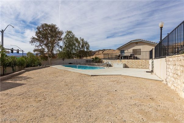 Backyard, Exterior, Pool
