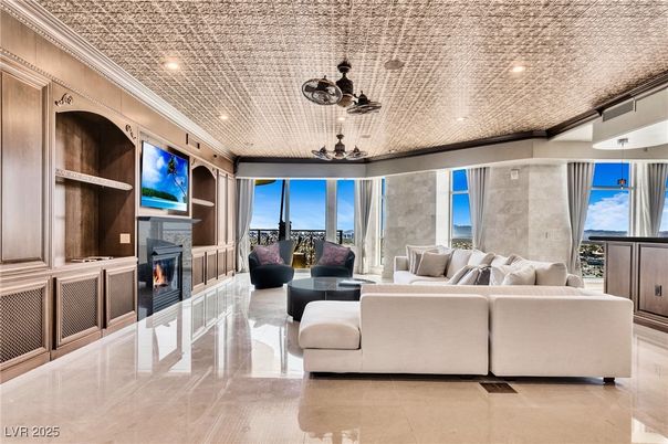 Fireplace, Interior, Living room, Recessed Lighting