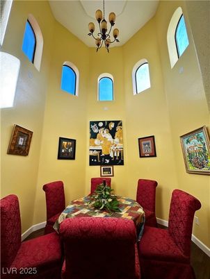 Chandelier, Dining room, Interior