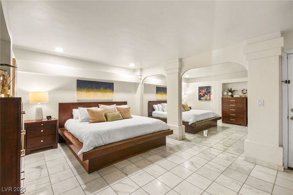 Bedroom, Interior, Recessed Lighting