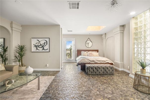 Bedroom, Interior, Recessed Lighting