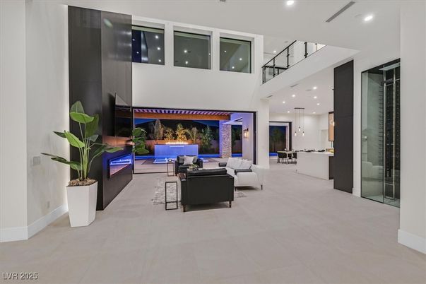 Fireplace, Interior, Living room, Pendant Lights, Recessed Lighting