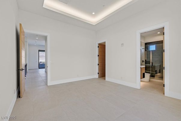 Bathroom, Empty room, Interior, Recessed Lighting