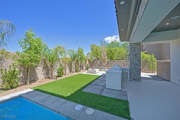 Backyard, Exterior, Pool