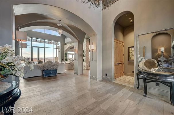 Interior, Living room, Pendant Lights, Wood Texture Flooring