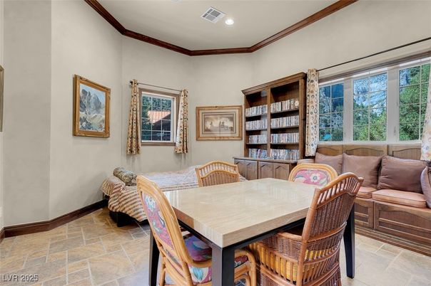Dining room, Interior, Recessed Lighting
