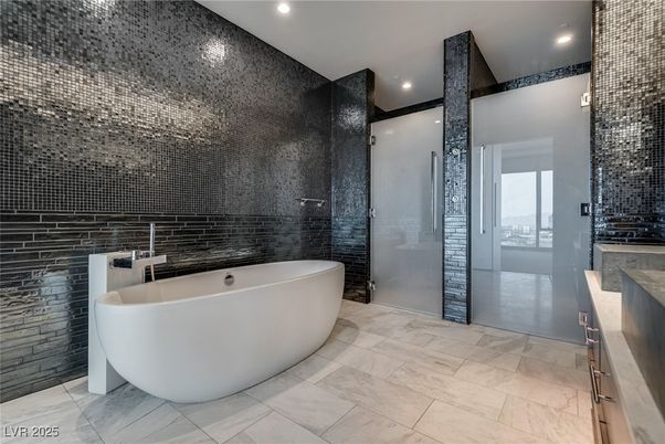 Bathroom, Free Standing Baths, Glass Shower, Interior, Recessed Lighting