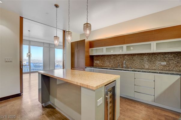 Interior, Kitchen, Pendant Lights, Wood Texture Flooring