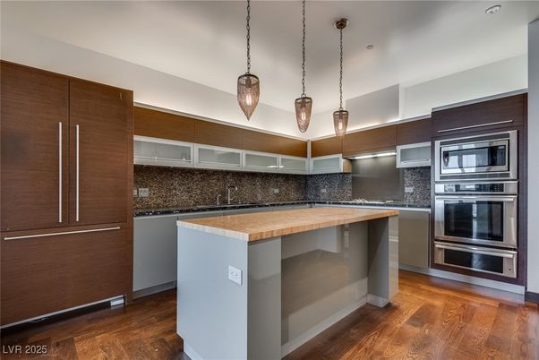 Interior, Kitchen, Pendant Lights, Stainless Steel Appliances, Wood Texture Flooring