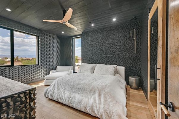 Bedroom, Interior, Recessed Lighting, Wood Texture Flooring