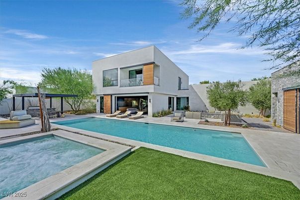 Backyard, Exterior, Pool