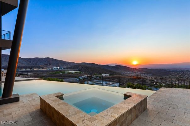Exterior, Pool, Other