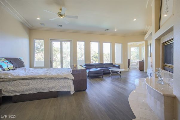 Bedroom, Interior, Recessed Lighting, Wood Texture Flooring