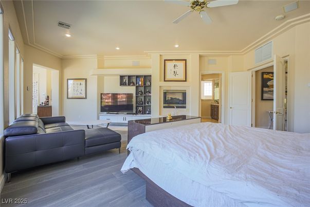 Bedroom, Fireplace, Interior, Recessed Lighting, Wood Texture Flooring