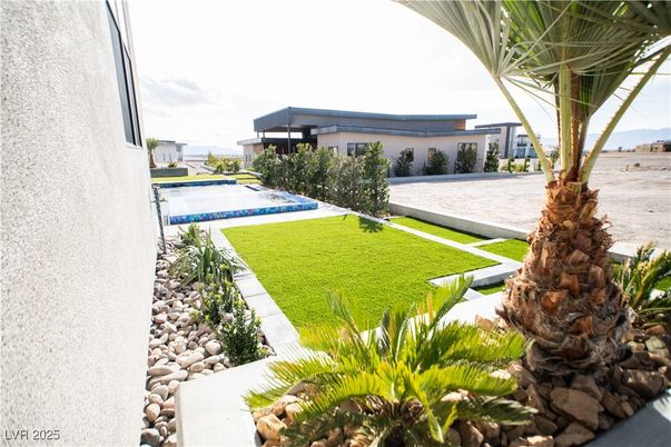 Backyard, Exterior, Pool