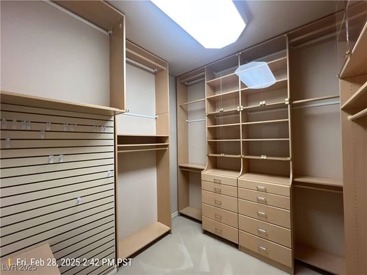 Interior, Walk-in Closets