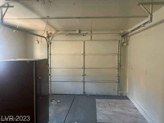 Garage, Interior, Marble