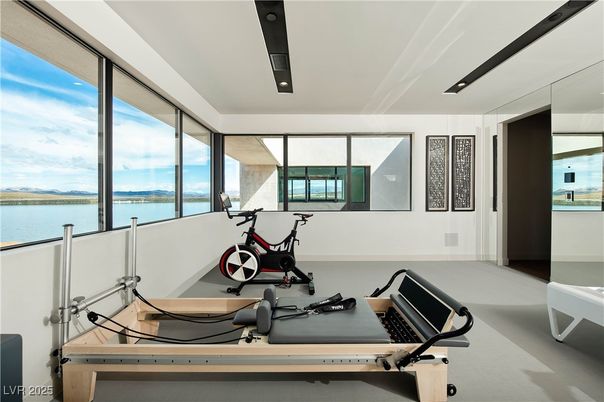 Fitness Equipment, Interior, Recessed Lighting, Water