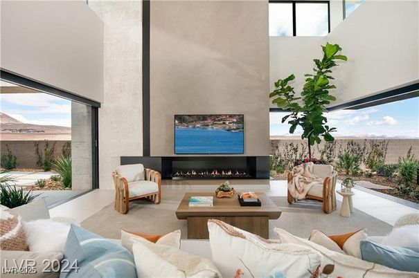 Fireplace, Interior, Living room