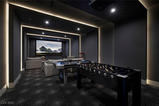 Game Room, Interior, Recessed Lighting