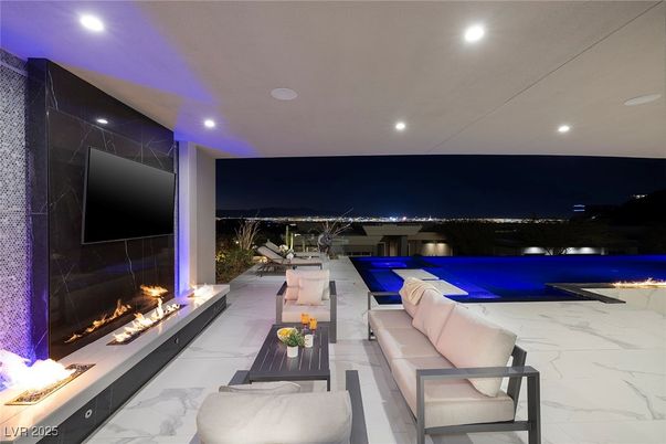 Exterior, Marble, Recessed Lighting