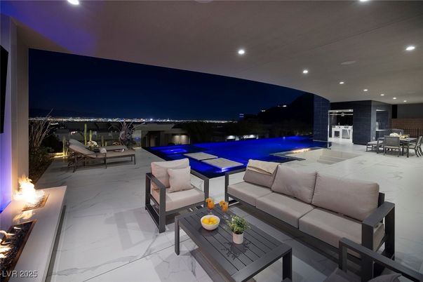Exterior, Marble, Recessed Lighting