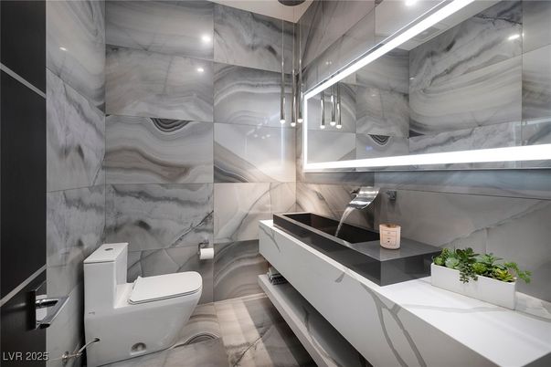 Bathroom, Interior, Marble, Marble Walls